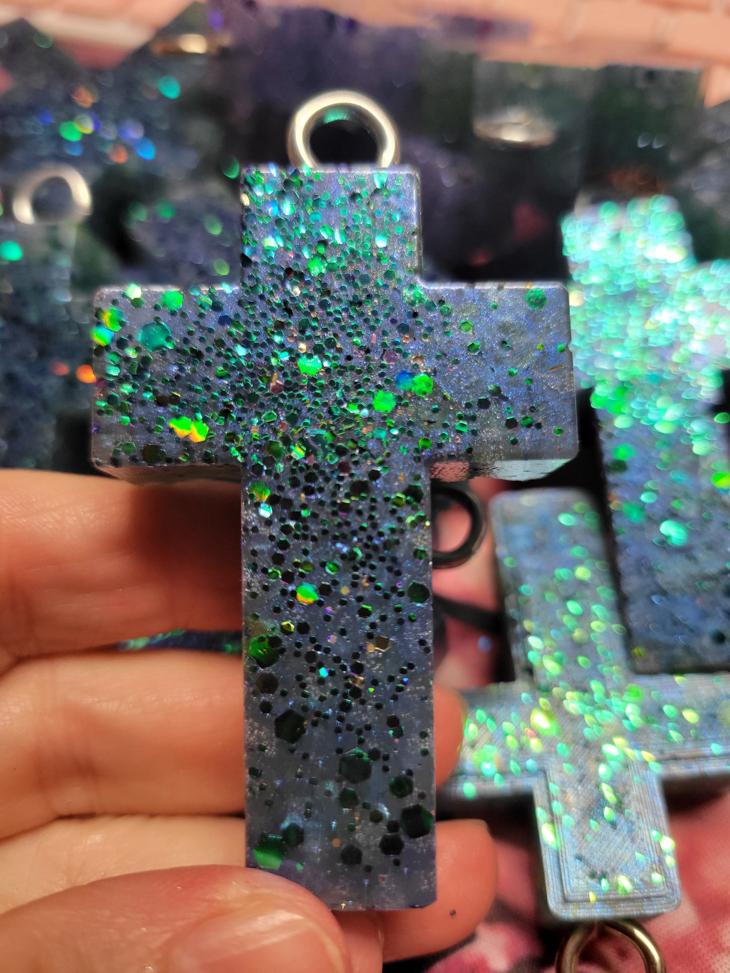 Mini cross vent clips