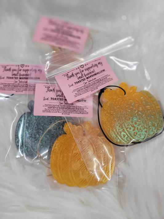 Mini pumpkin freshie