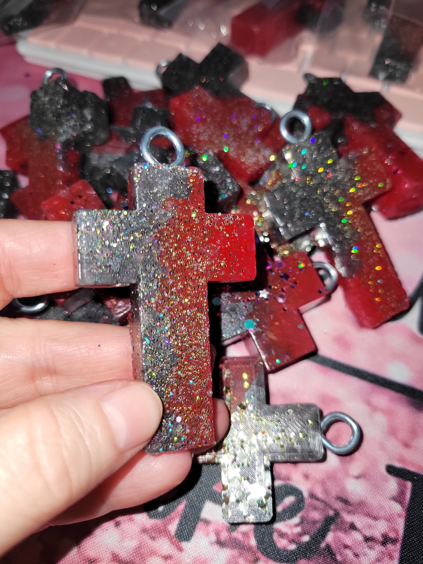Mini cross vent clips