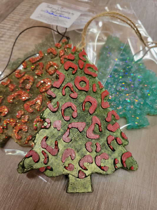 Leaopard Christmas tree