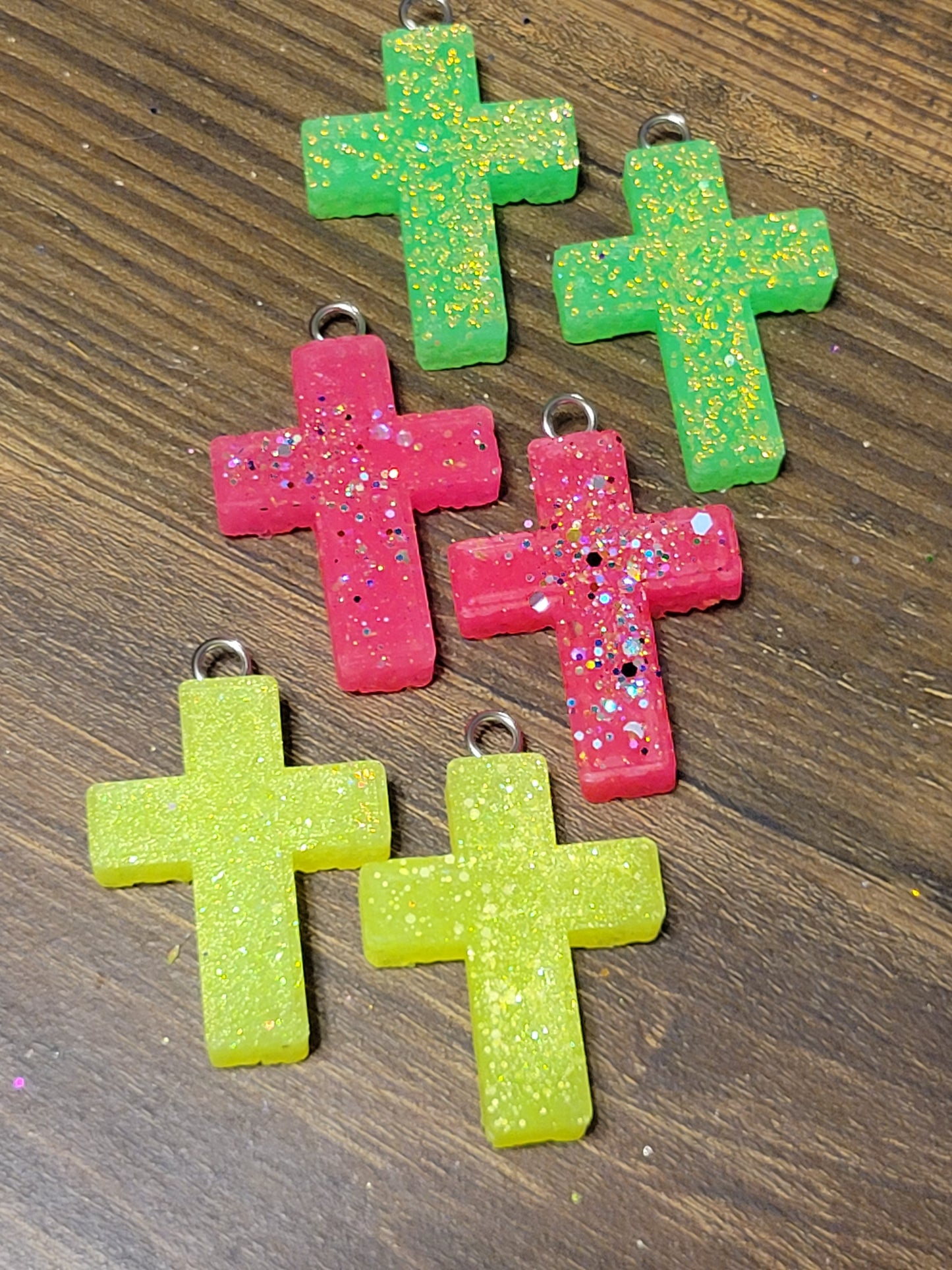 Cross vent clips