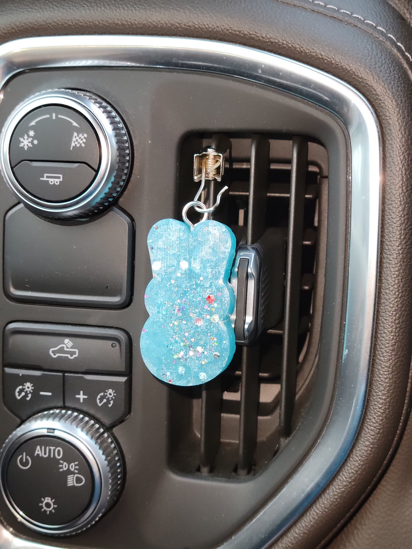 New!  Mini bunny peep vent clips🩷🐰🩵