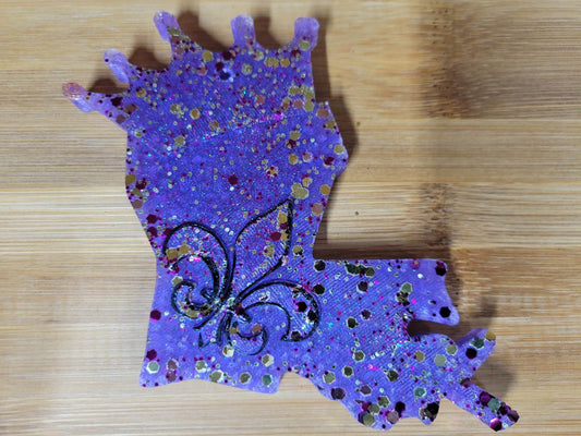 Louisiana crown and fluer de lis